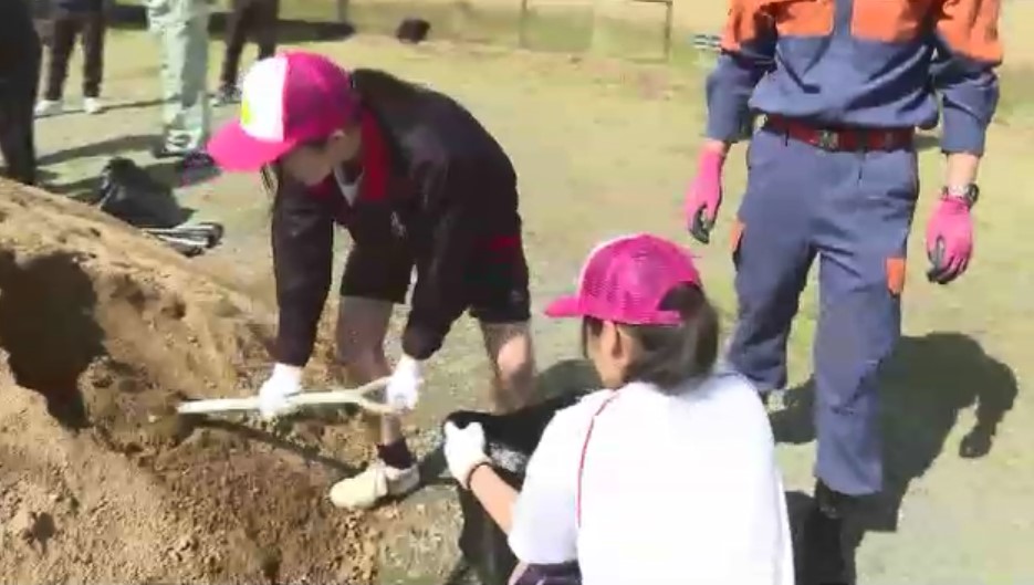 大雨シーズン前に土のう約800個作る　高校生が浸水被害に備えて　筑後川下流の久留米市城島町　福岡